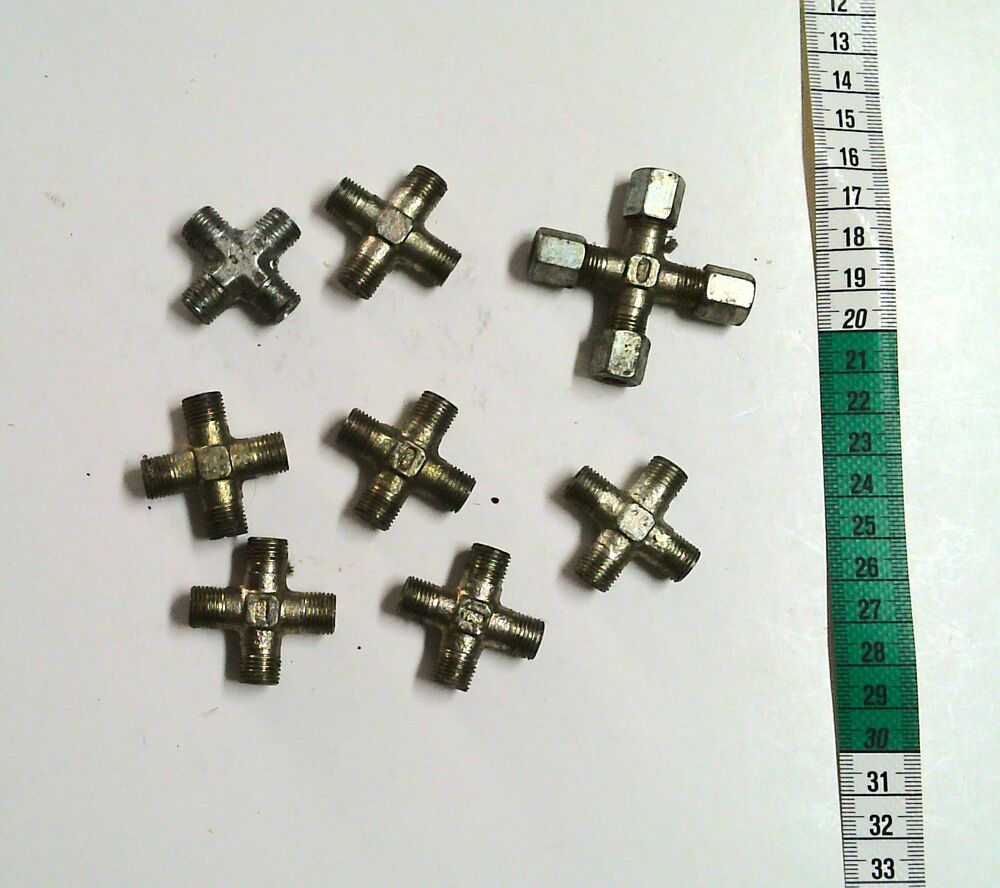 8 Kreuz Rohrverschraubungen für 6 mm Rohr / Schlauch