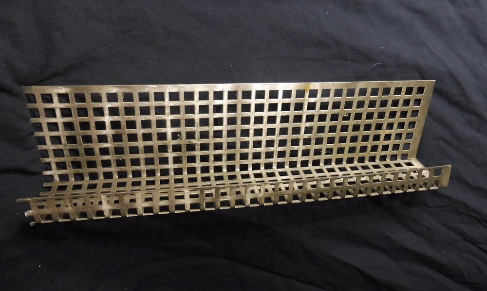 Edelstahl Lochblech Qg 10-15 U-gekantet 443 mm lang