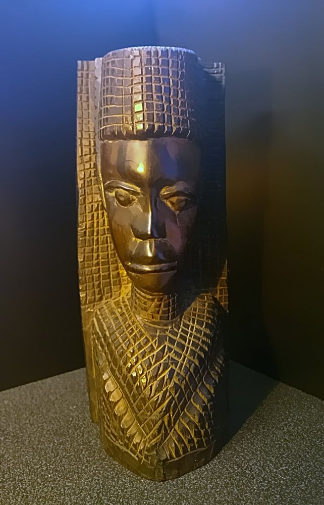 Afrikanische Holzfigur Frauenbüste