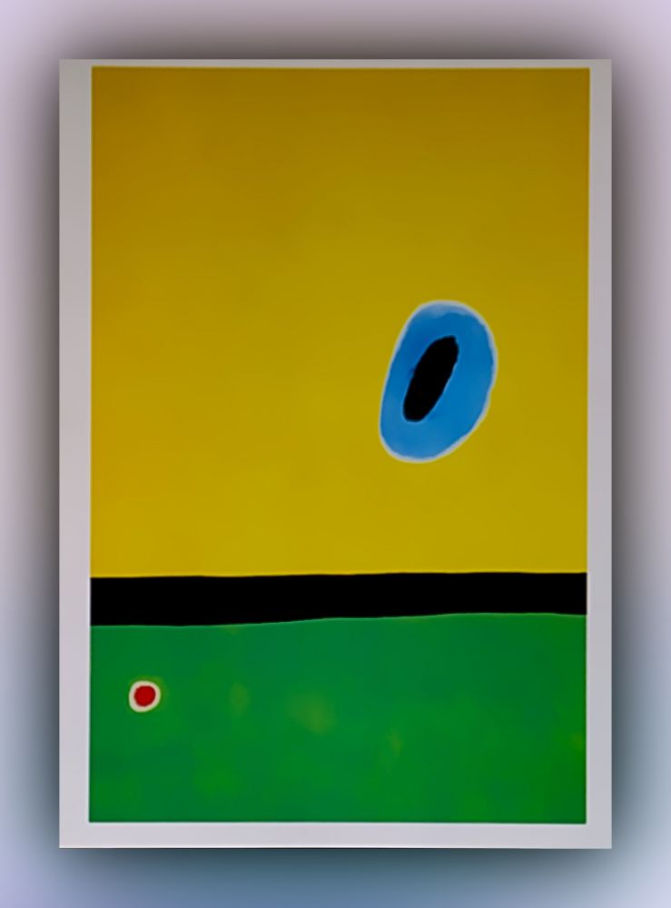 Joan Miró - Der von Goldblau umkreiste Flügel der Lerche kommt wieder zum Herzen des Klatschmohns, der auf der diamantengeschmückten Wiese schläft - Postkarte