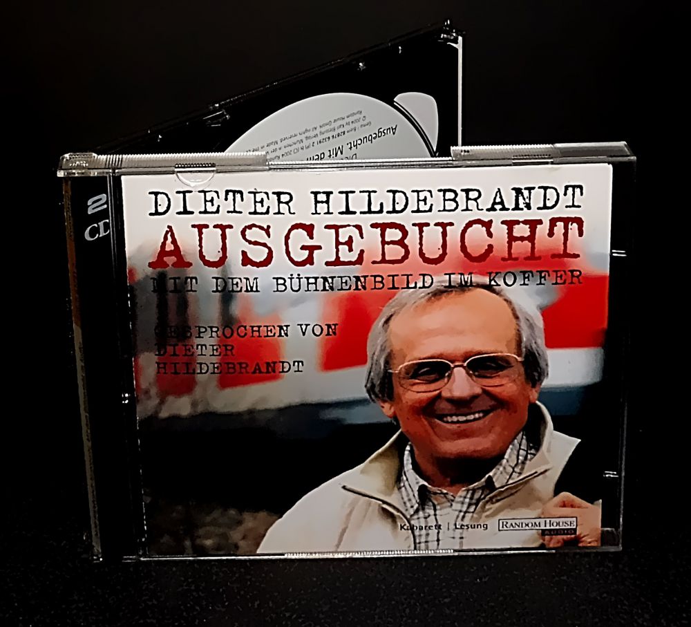 Dieter Hildebrandt - Ausgebucht - Mit dem Bühnenbild im Koffer (signiert) - CD