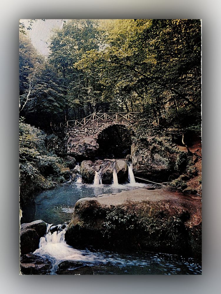 Der malerische Schiessentümpel-Wasserfall im Müllerthal - Postkarte