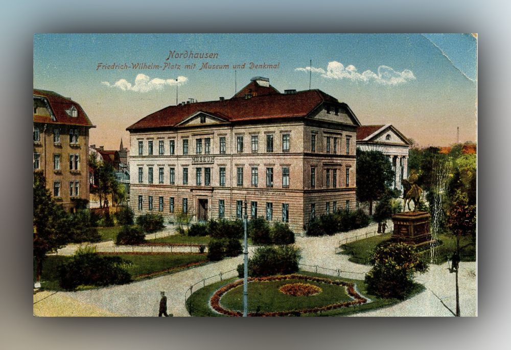 Friedrich-Wilhelm-Platz mit Museum und Denkmal (Nordhausen) - Postkarte