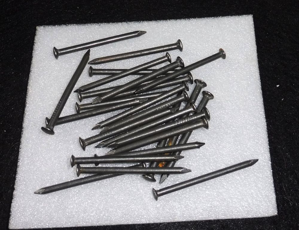 25 Stahlnägel 3 x 50 mm mit Linsenkopf gehärtet