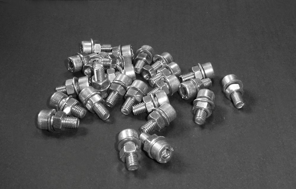 25 Edelstahl Inbusschrauben M 5 x 10 mm mit Scheibe & Mutter A2 70 DIN 912