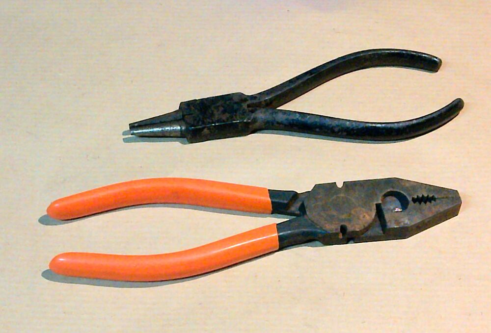 Alte Kombizange 180 mm / Rundzange 160 mm