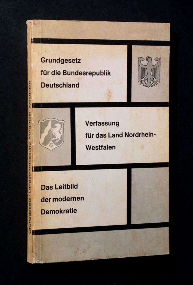 Grundgesetz - Buch
