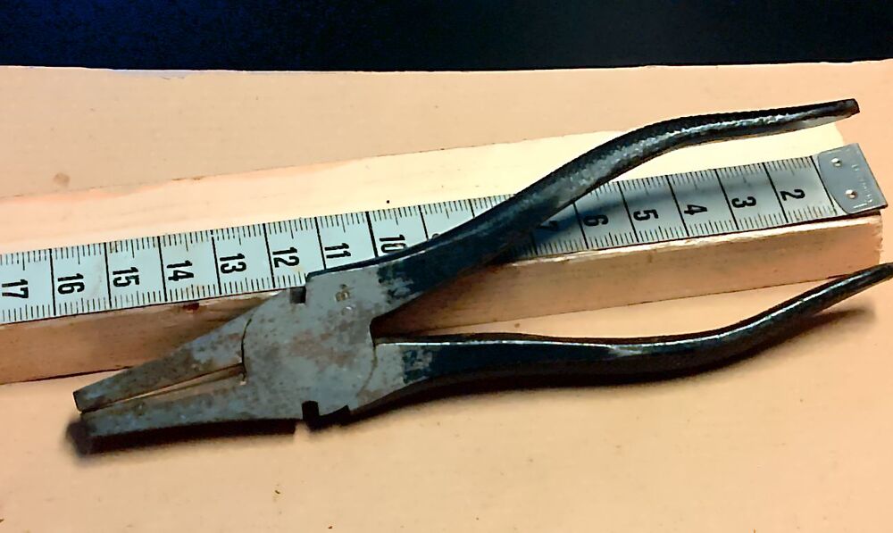 Flachzange 165 mm mit Messingbacken
